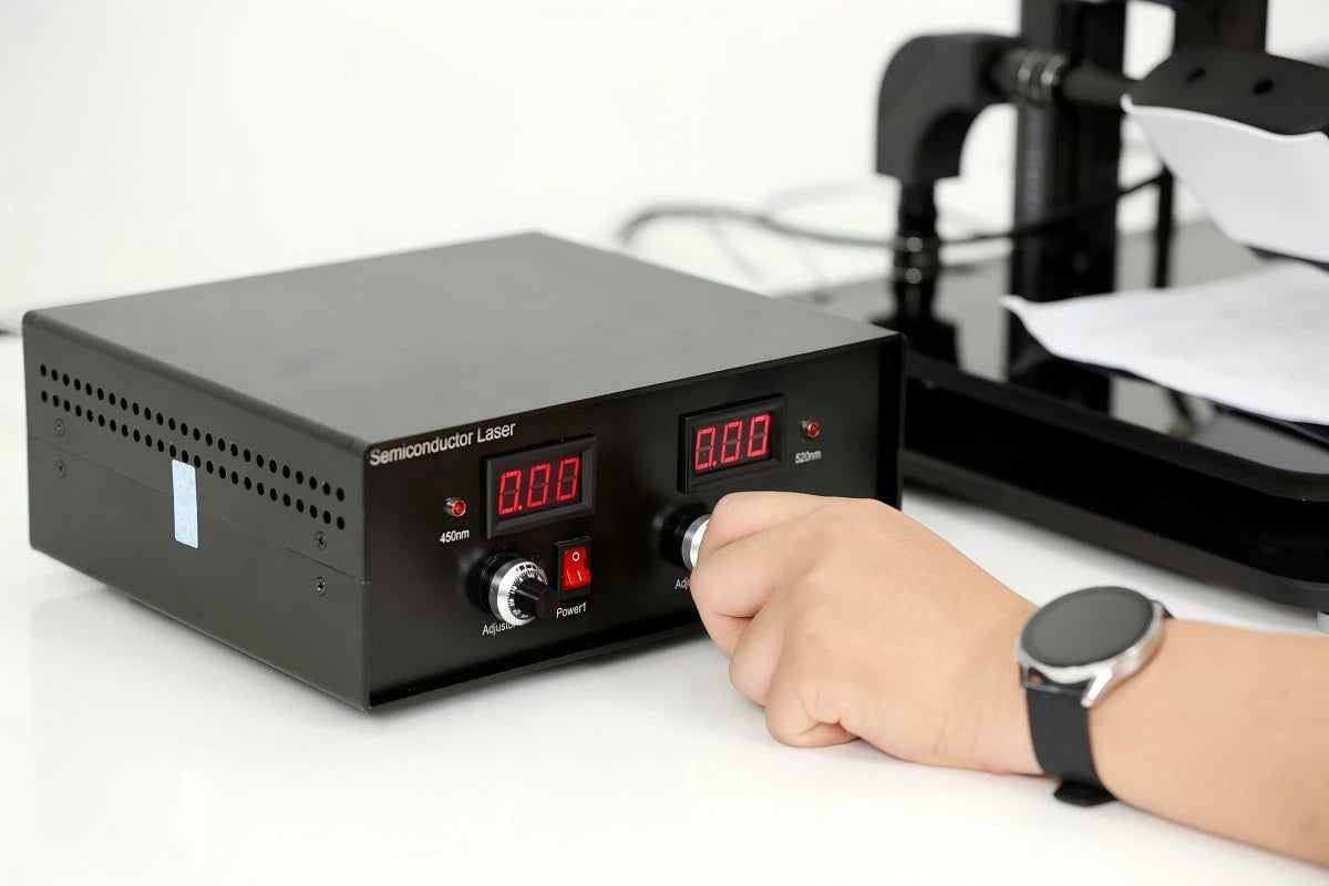 TRACETECH™ VF10 High Mag Fluorescence Microscope
