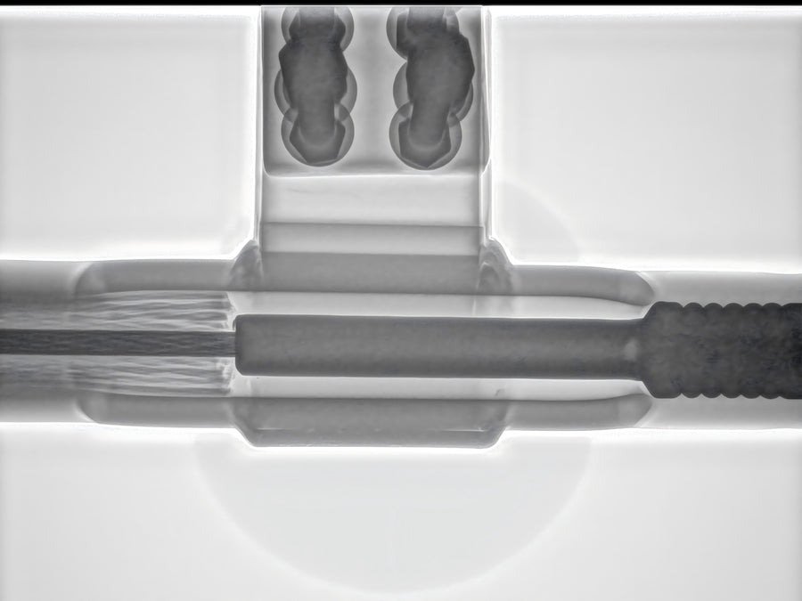 PX3 radiographic image of a transmission line clamp