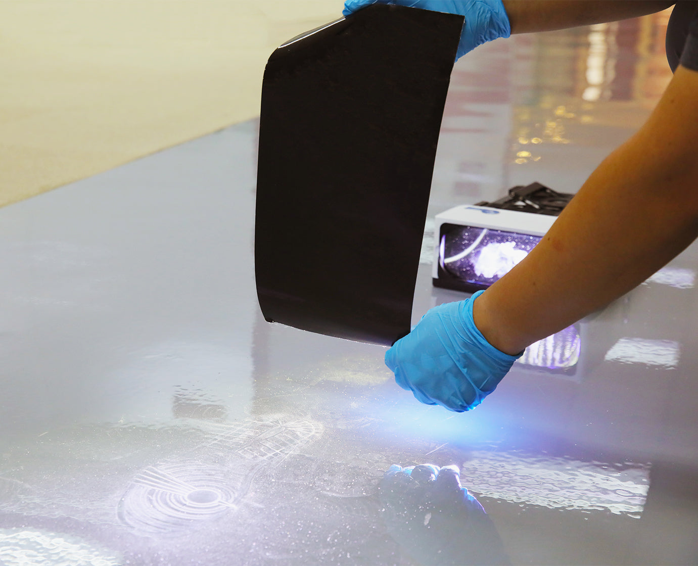 Gelatin Shoeprint Lifter