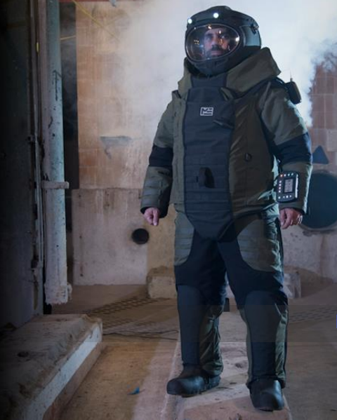 Med-Eng EOD® 10 Bomb Suit
